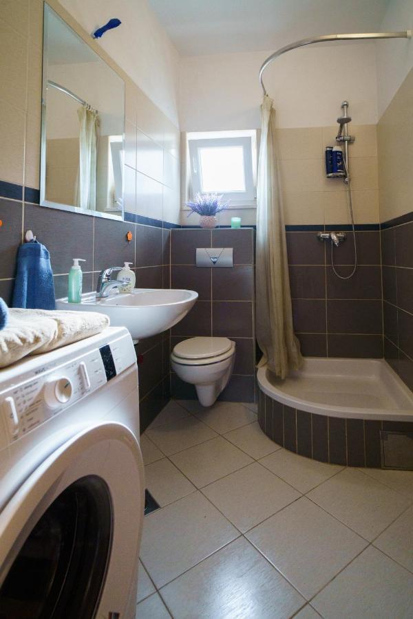 Apartment “Bel Ponte” Komarna Bagian luar foto