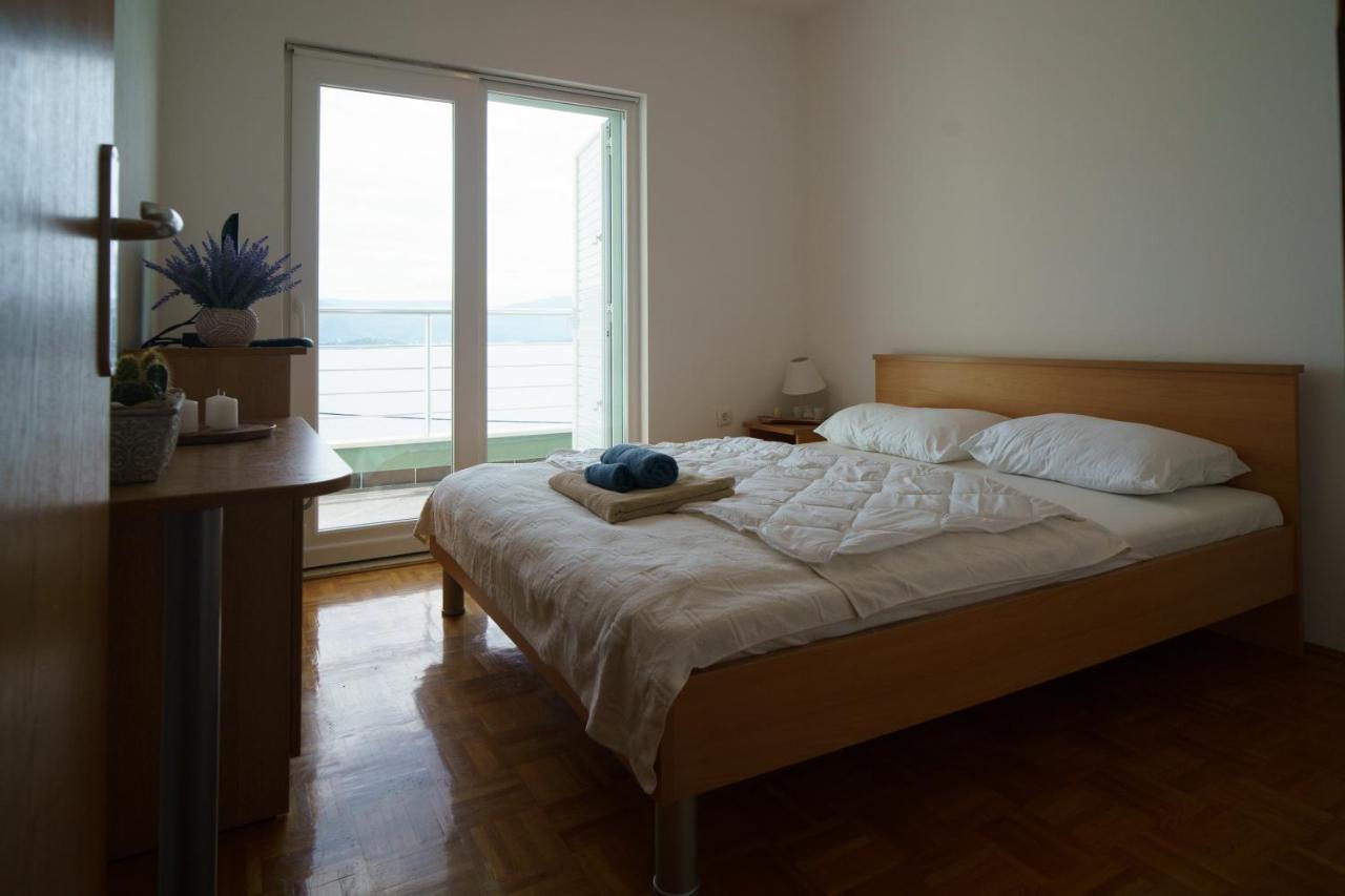 Apartment “Bel Ponte” Komarna Bagian luar foto